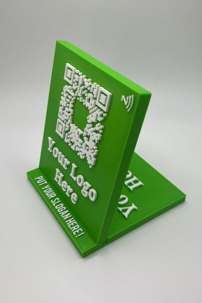 Grüner anpassbarer QR-Ständer (NFC-TAG integriert)